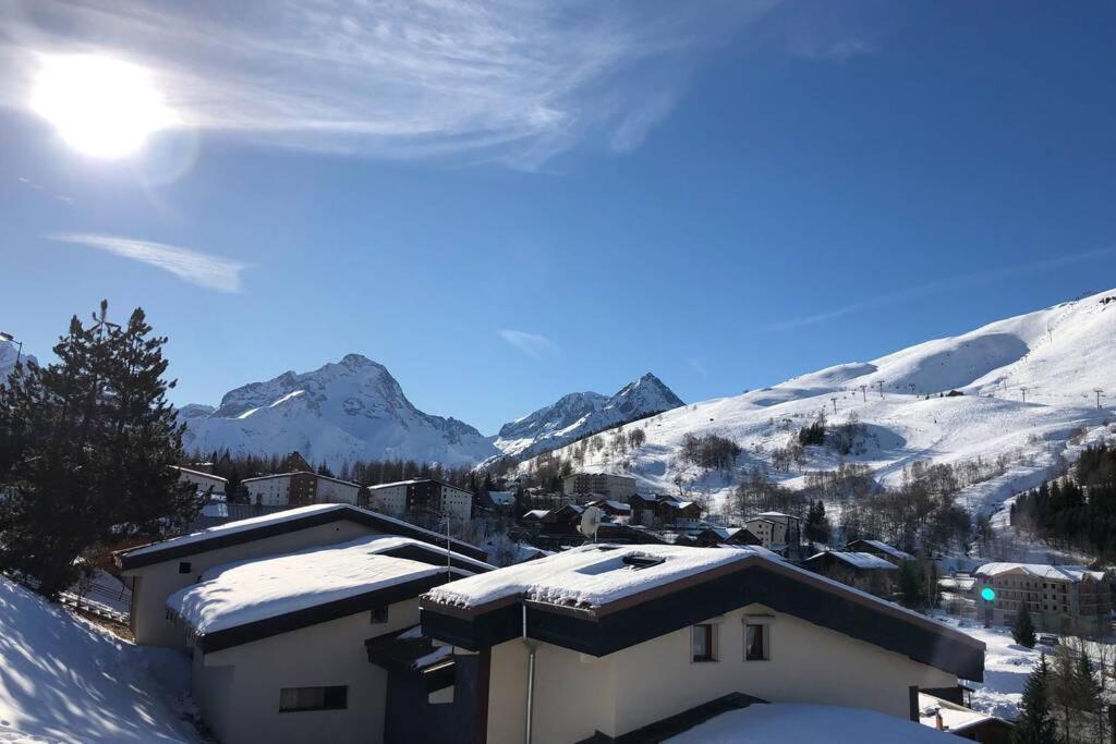 Petit Appartement Labellise Les 2 Alpes Residence Arc En Ciel Telesiege Petite Aiguille Les Deux Alpes Exterior photo