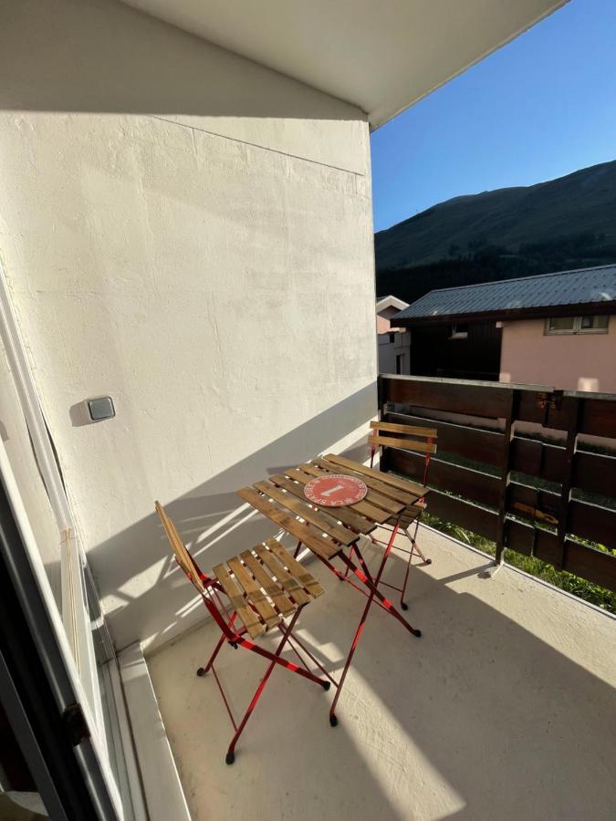 Petit Appartement Labellise Les 2 Alpes Residence Arc En Ciel Telesiege Petite Aiguille Les Deux Alpes Exterior photo